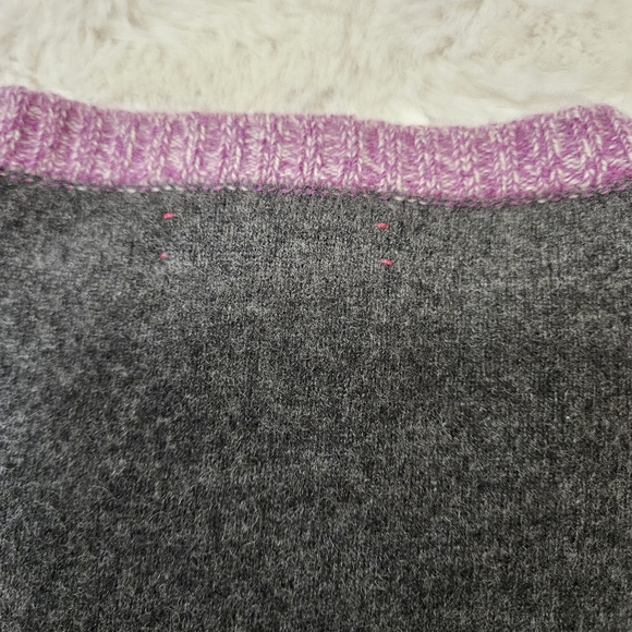 Striped V-Neck Sweater - Gray and Green - Picture 9 of 15